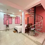 Studio Apartment In Col-3