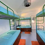 Hostel Republic At Galle Face