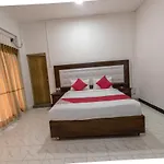 Oyo 102 Metro Marine Drive Hotel