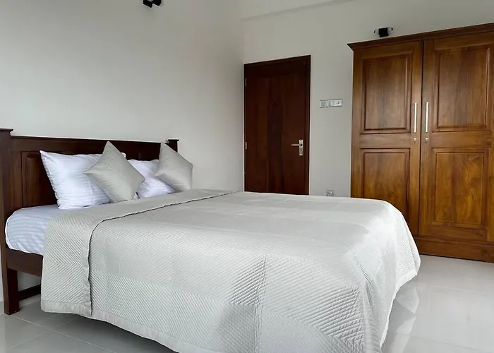 Luxury 3 Bed Flat In Colombo 7