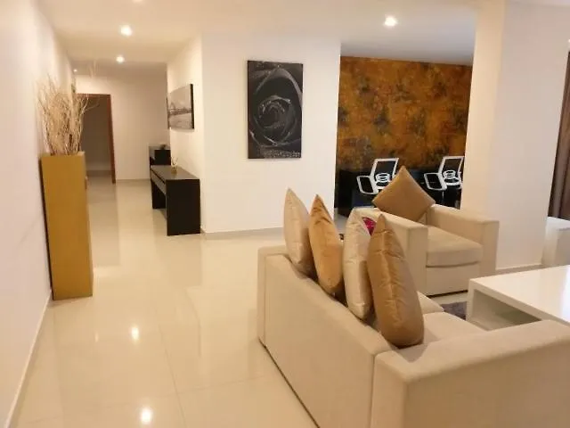 Platinum One-3 Bedroom Luxury Private Apartment - Colombo 3