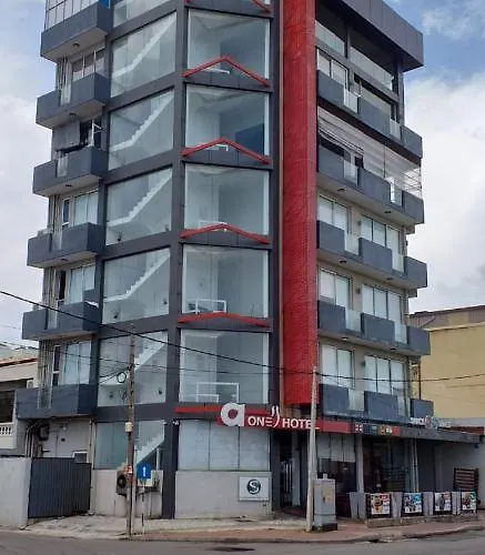 A One Hotel - \