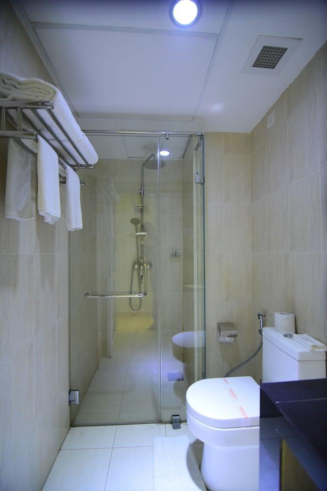 Thilhara Days Hotel Colombo