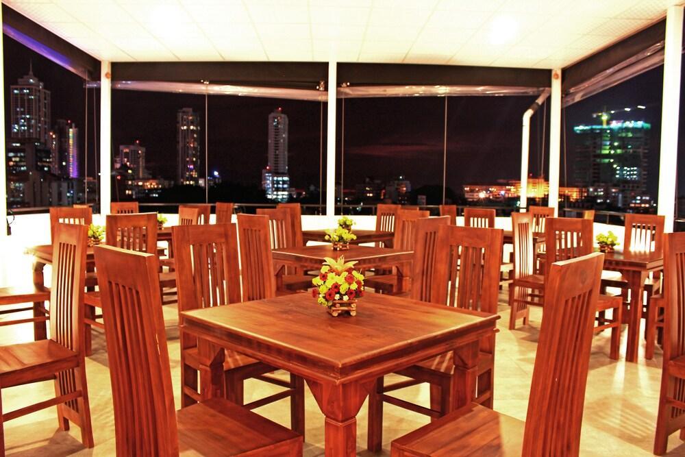 Thilhara Days 3* Colombo