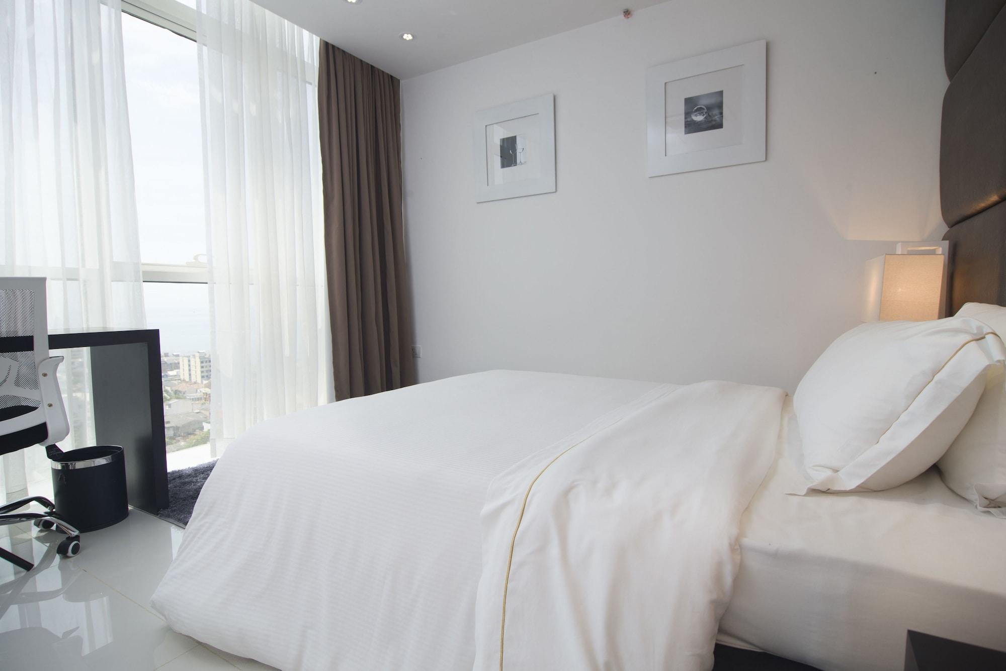 Platinum One Hotel Colombo