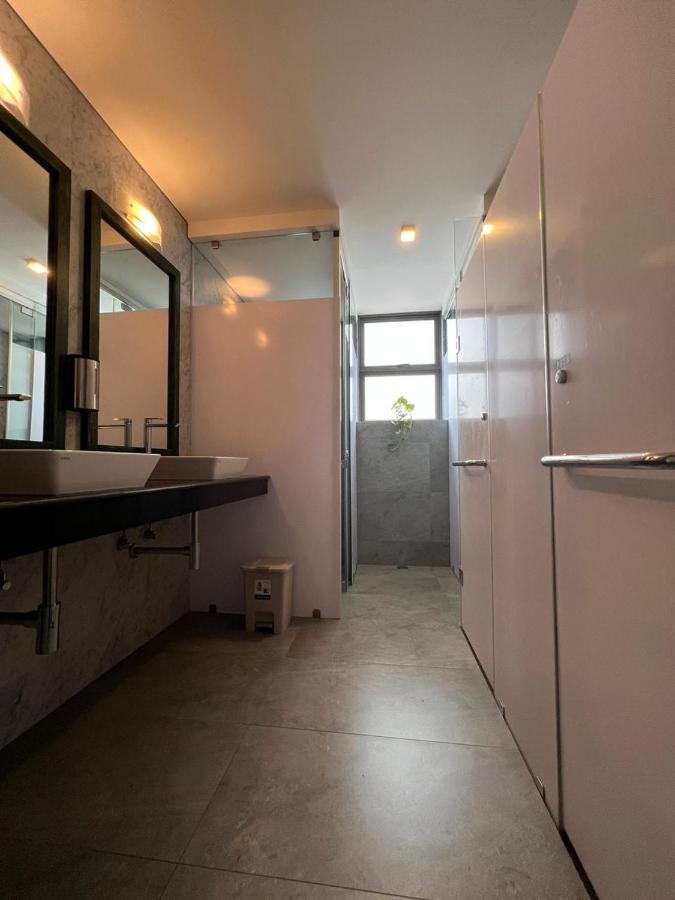 Vibe Hostel *