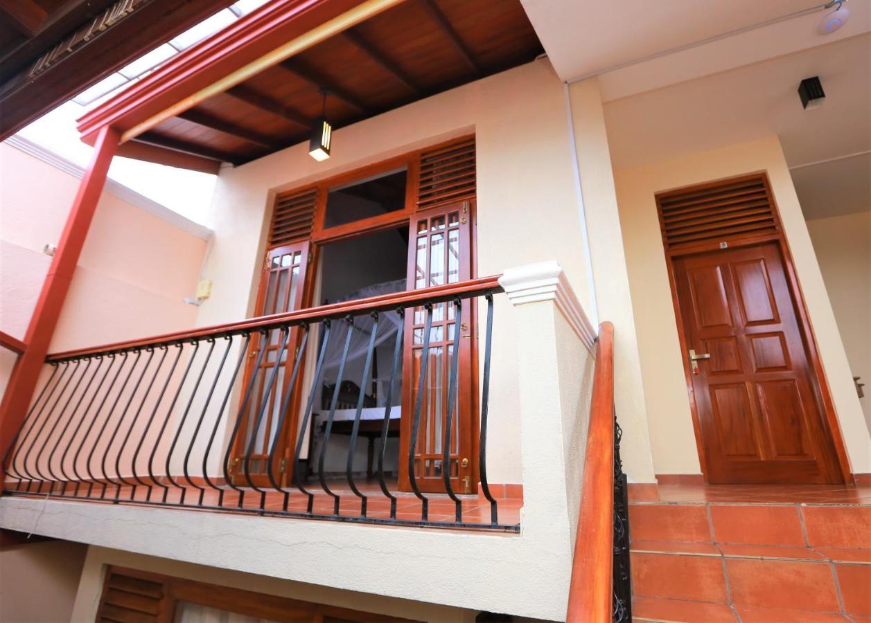 Bed & Breakfast Rose 5 *