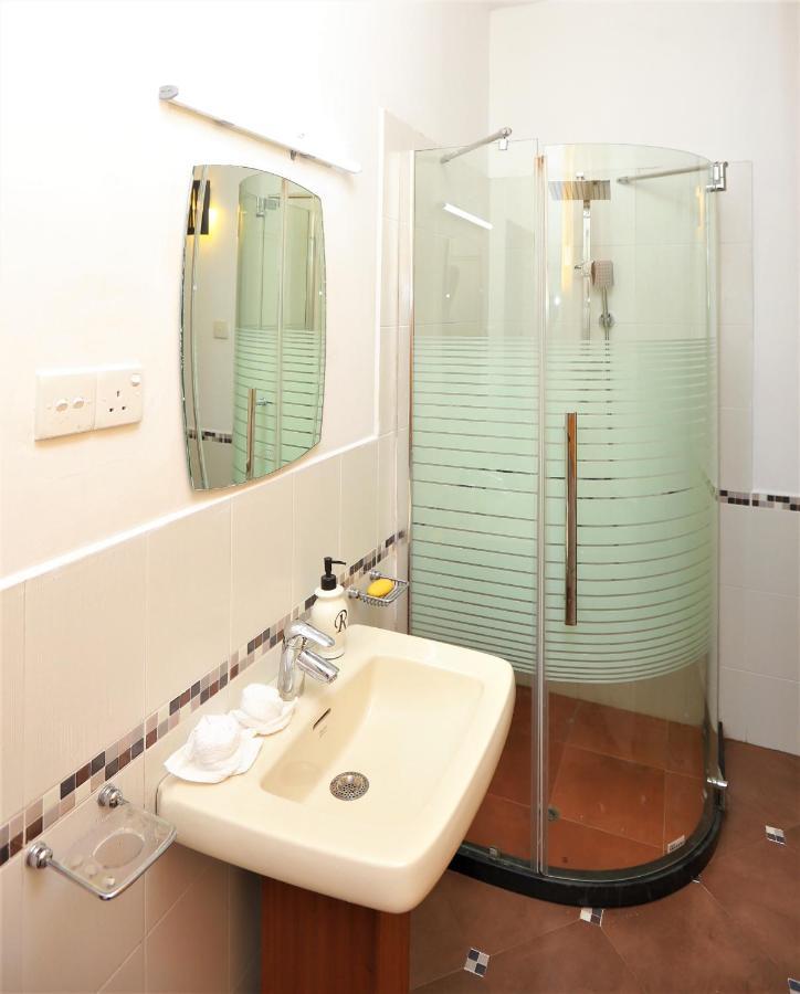 Bed & Breakfast Rose 5 *