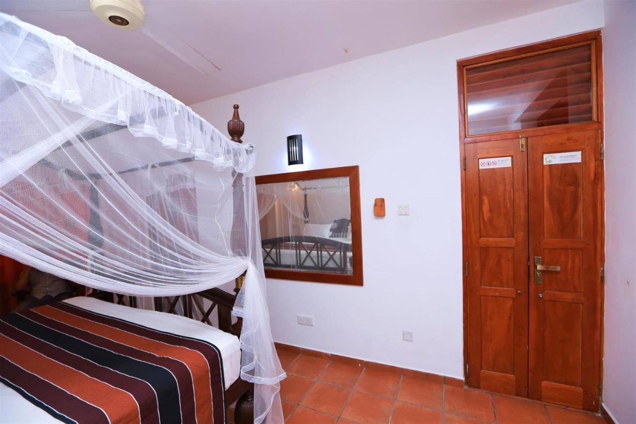Rose 5 Bed & Breakfast Colombo