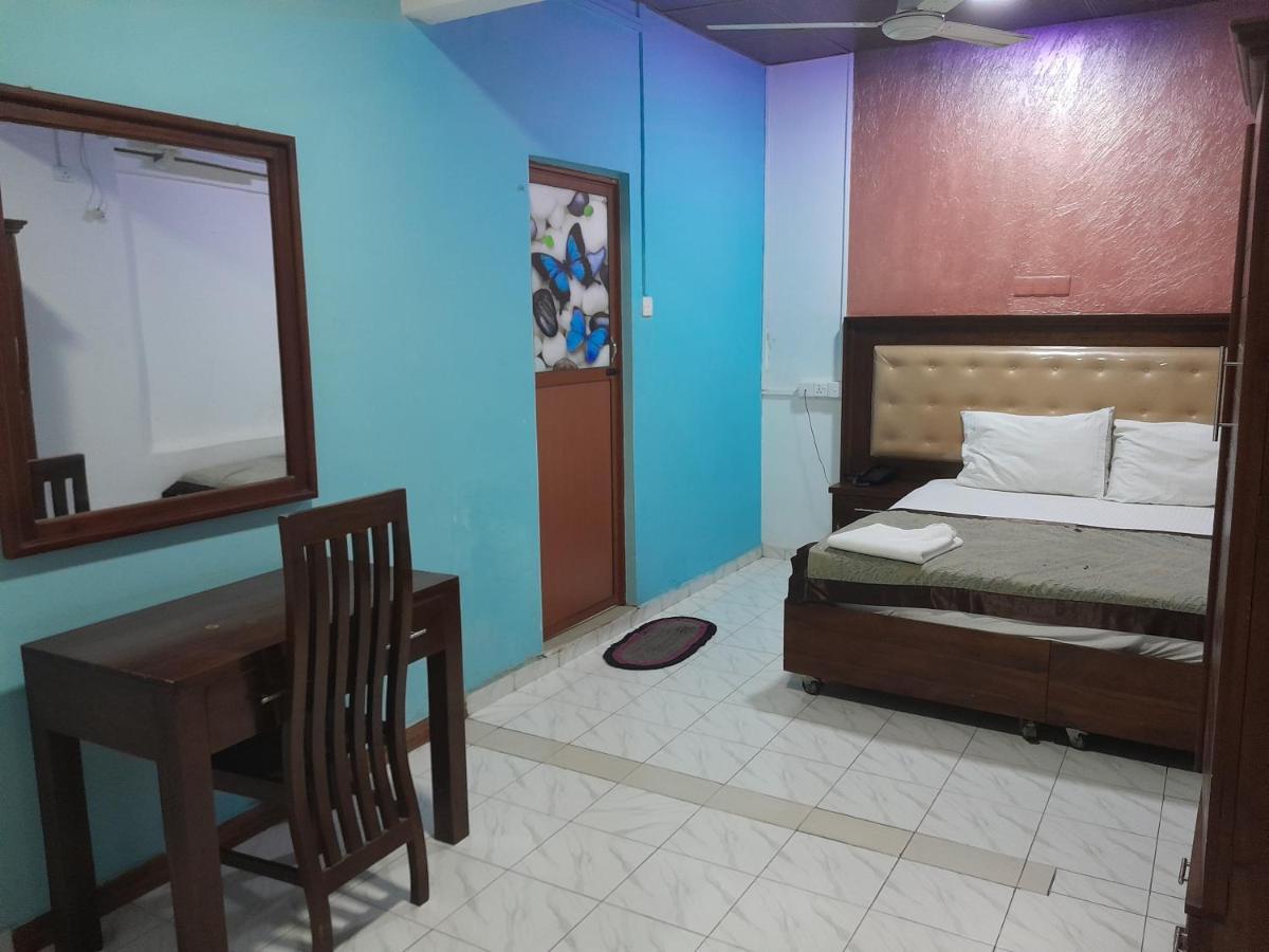 Sajana Grand Metro 4*