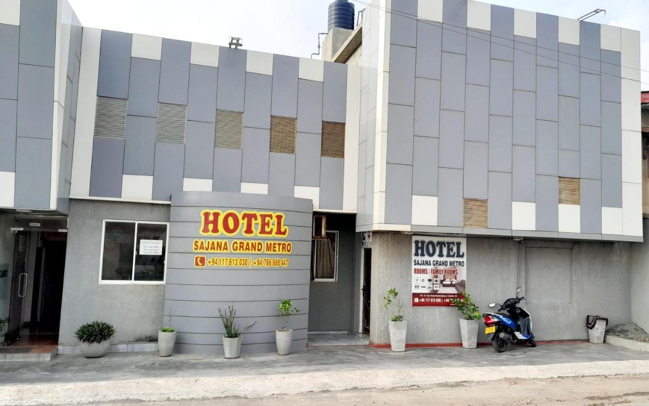 Hotel Sajana Grand Metro 4*