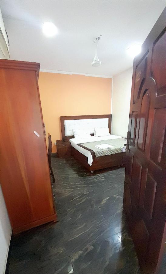 Sajana Grand Metro Hotel 4*