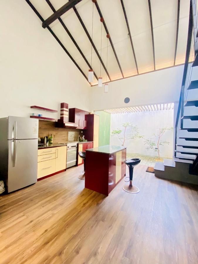 Homestay - Athurugiriya Colombo