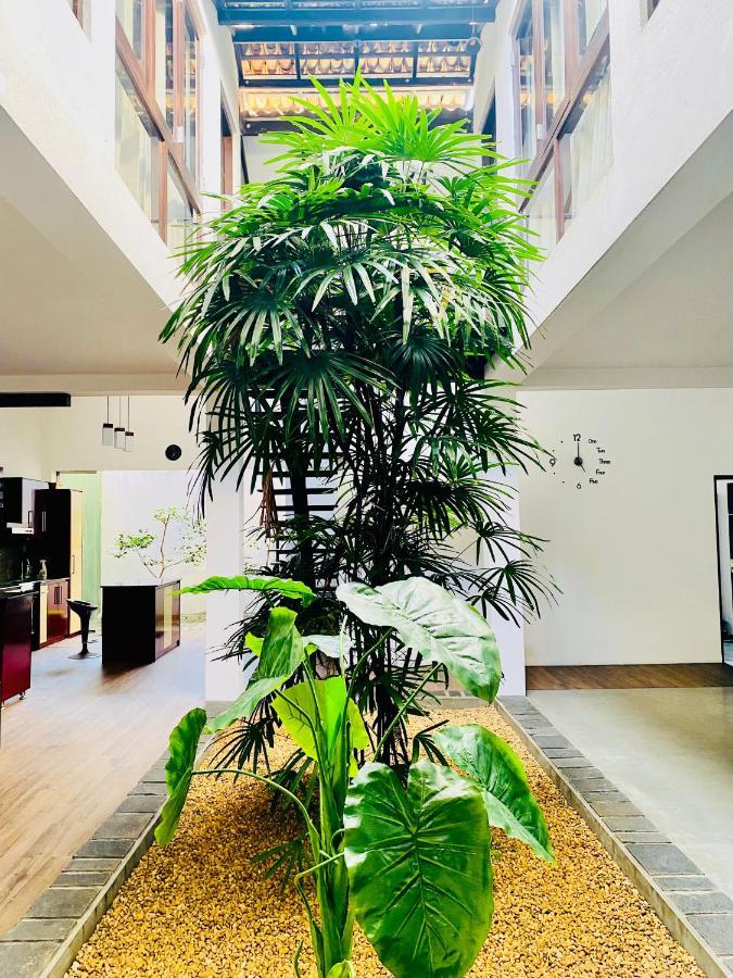 - Athurugiriya Homestay Colombo