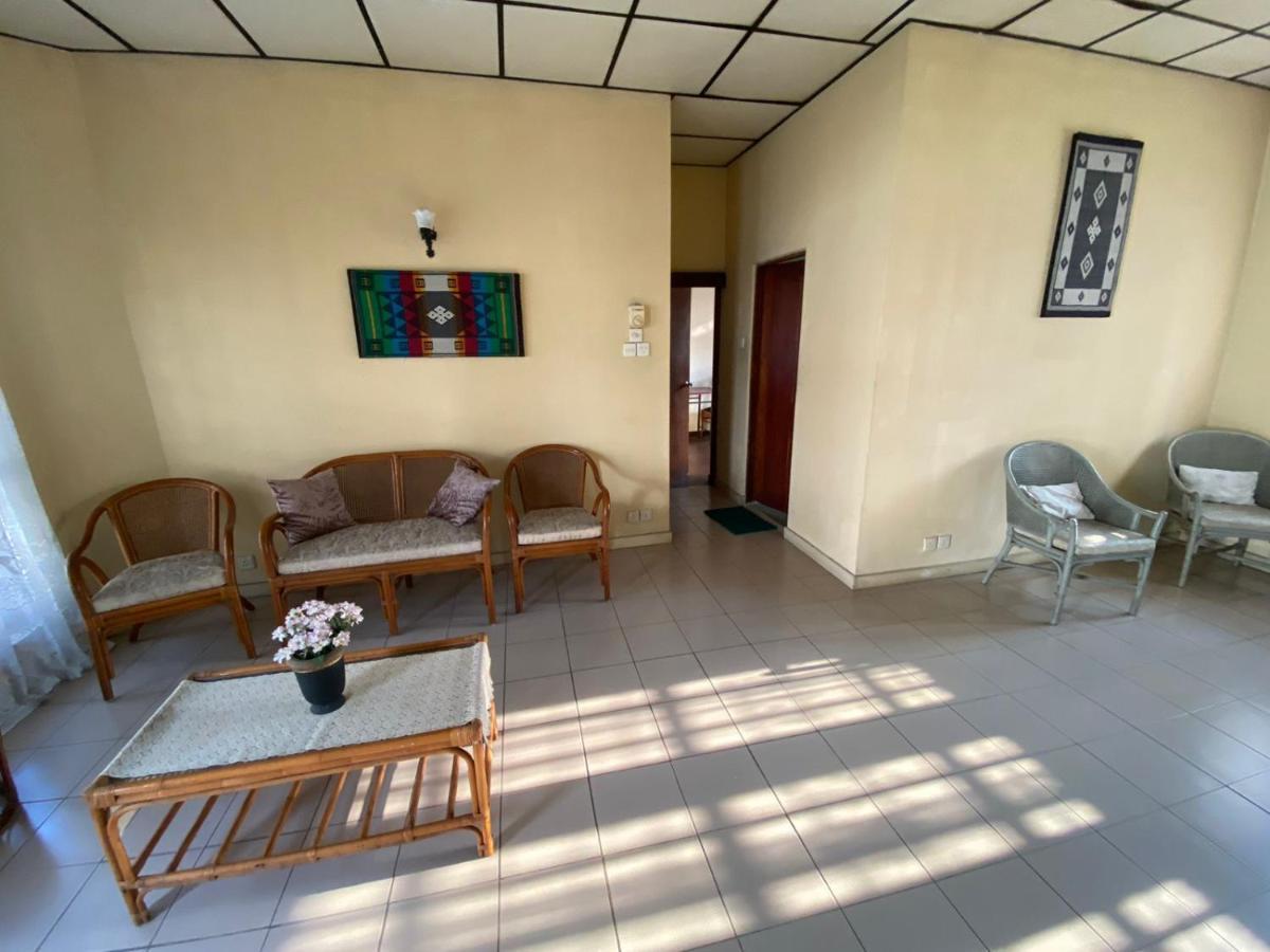 Oasis Bed & Breakfast *
