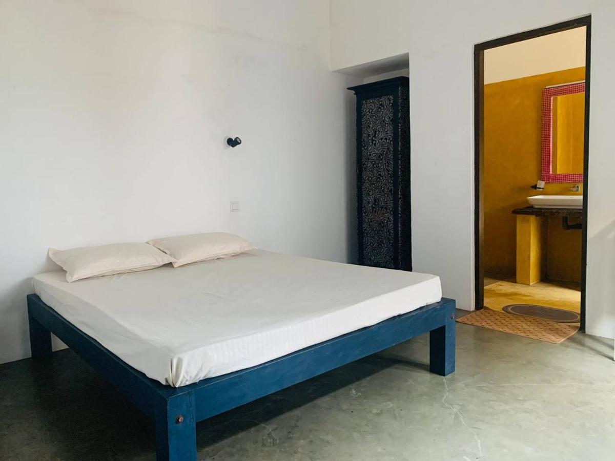 - Athurugiriya Colombo
