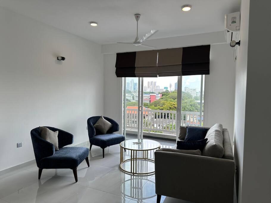 Apartment Luxury 3 Bed Flat In 7