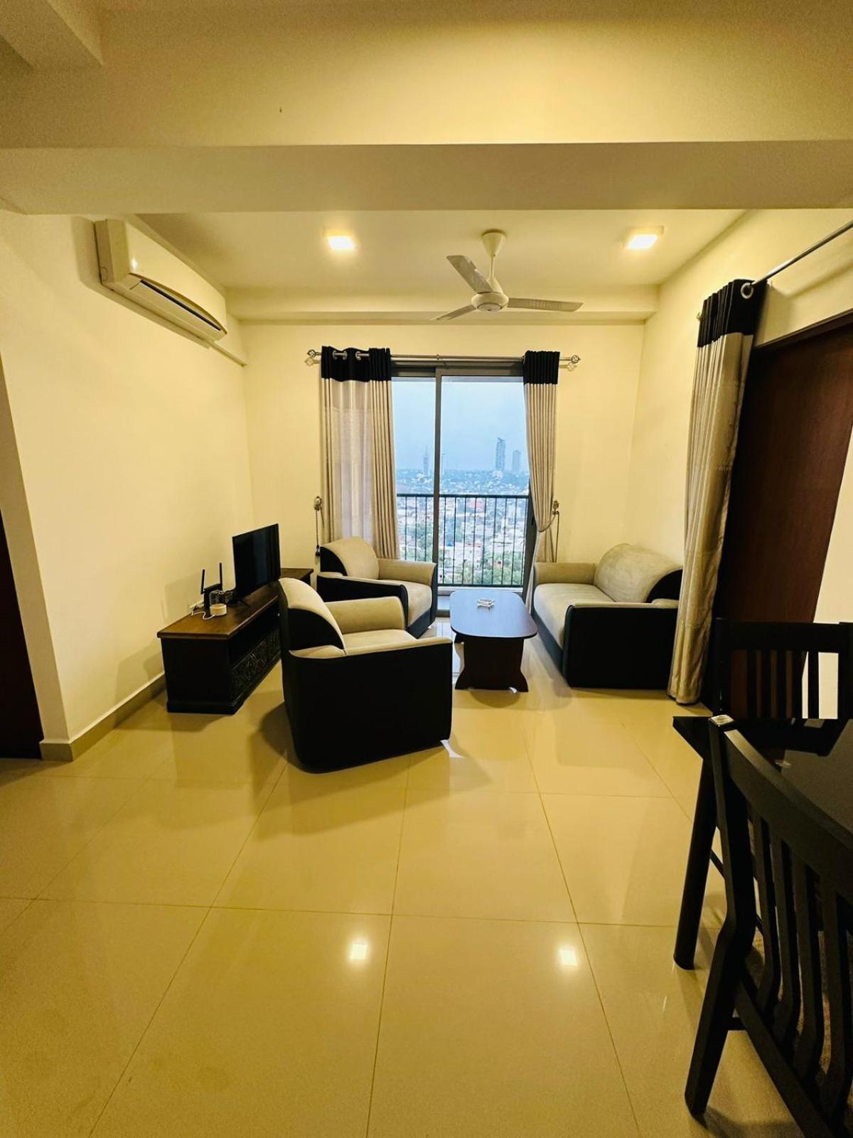 Hotel Lovish Luxury *