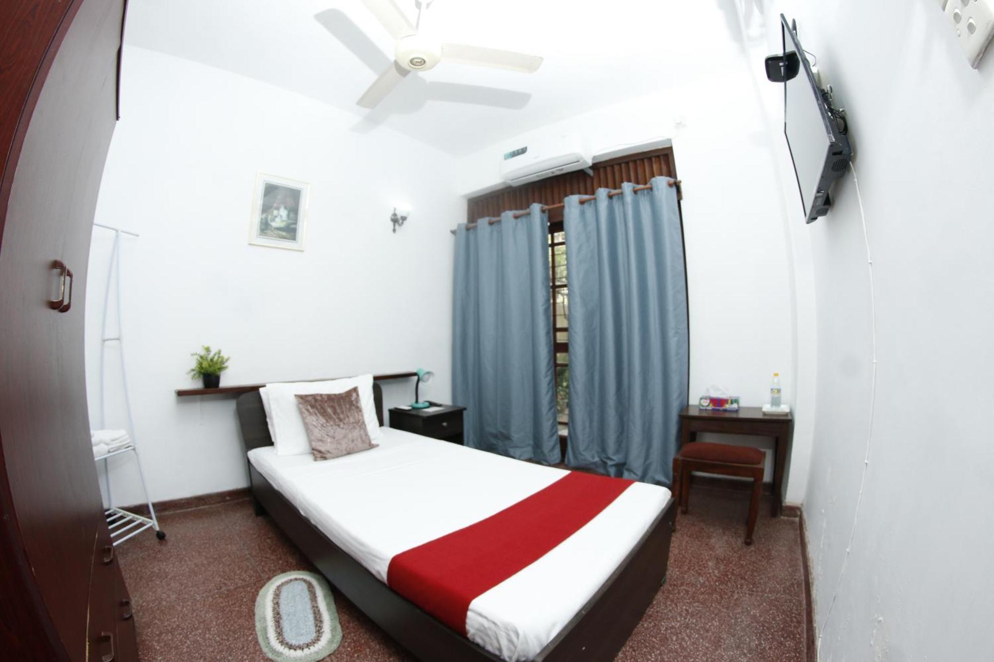 Bed & Breakfast Oasis *