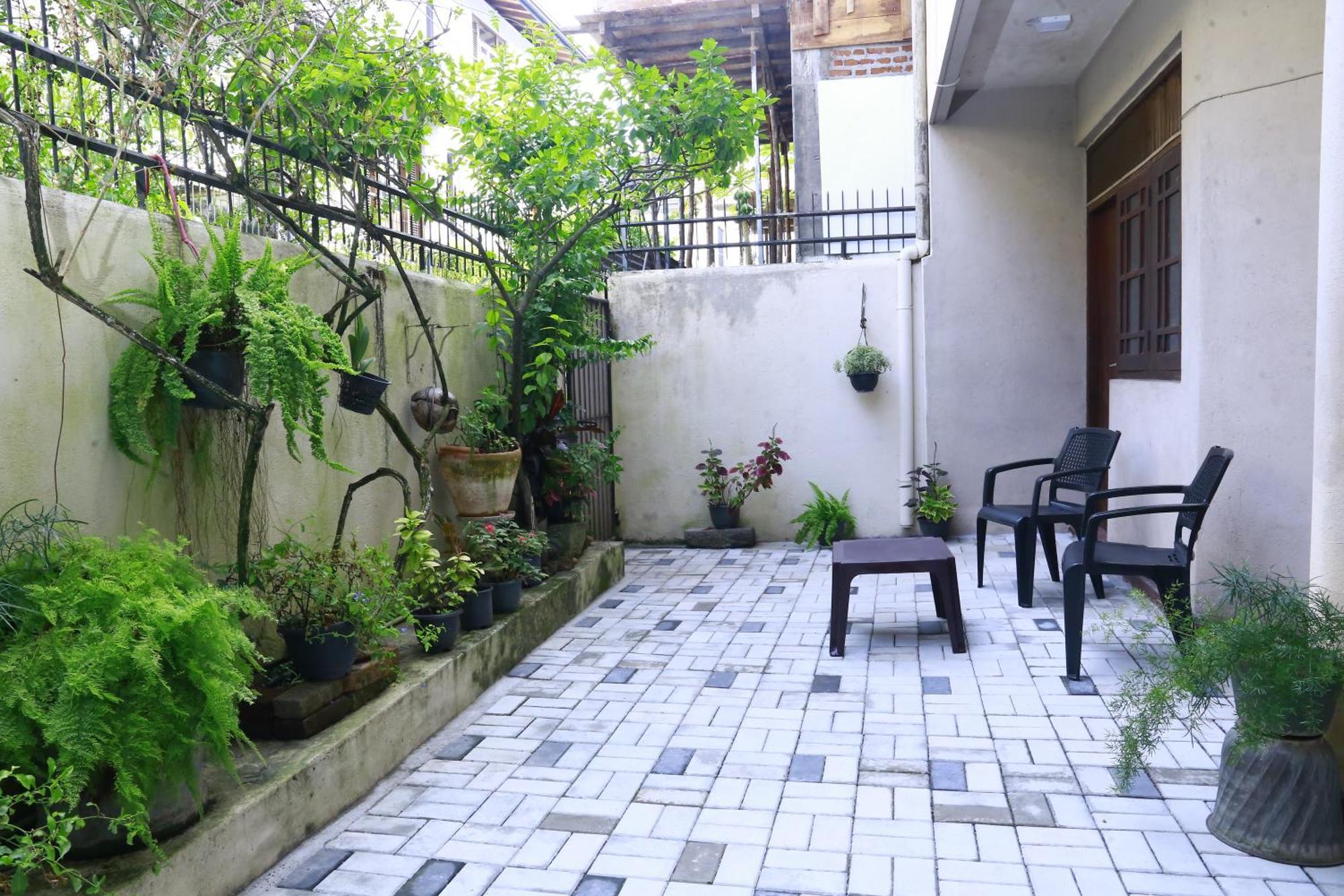 Oasis Bed & Breakfast *
