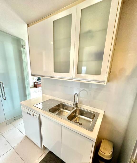 Emperor Residencies Apartment *