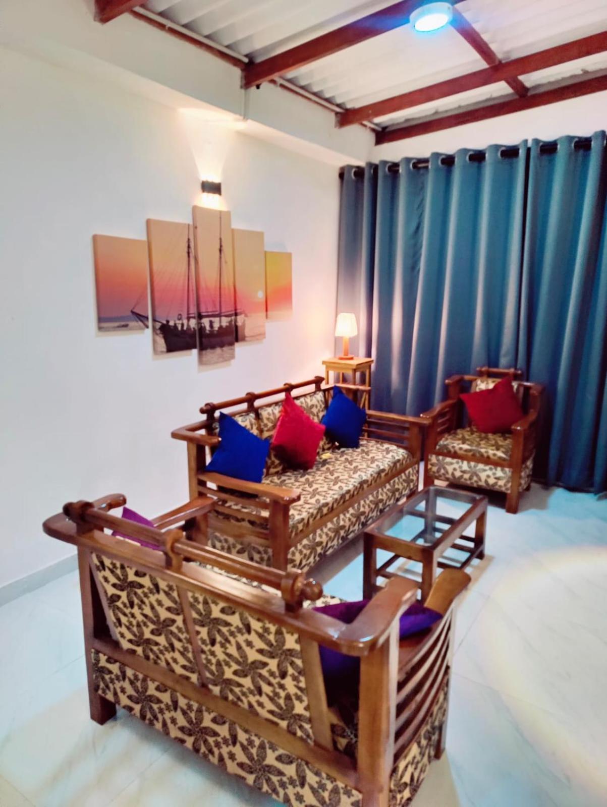 Araliya Uyana Residencies - Entire House With Two Bedrooms * Colombo