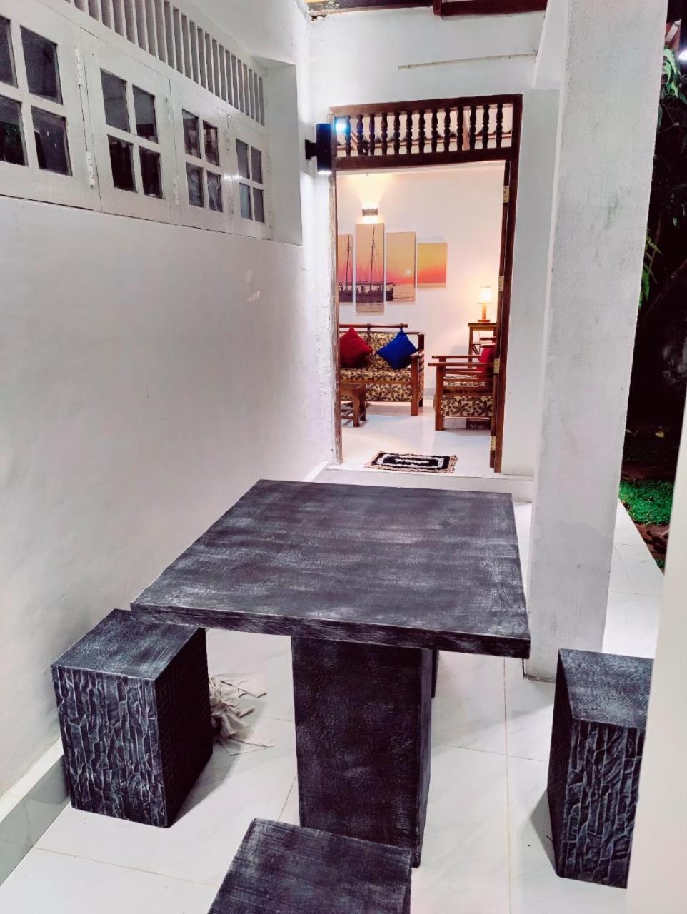 Araliya Uyana Residencies - Entire House With Two Bedrooms Colombo