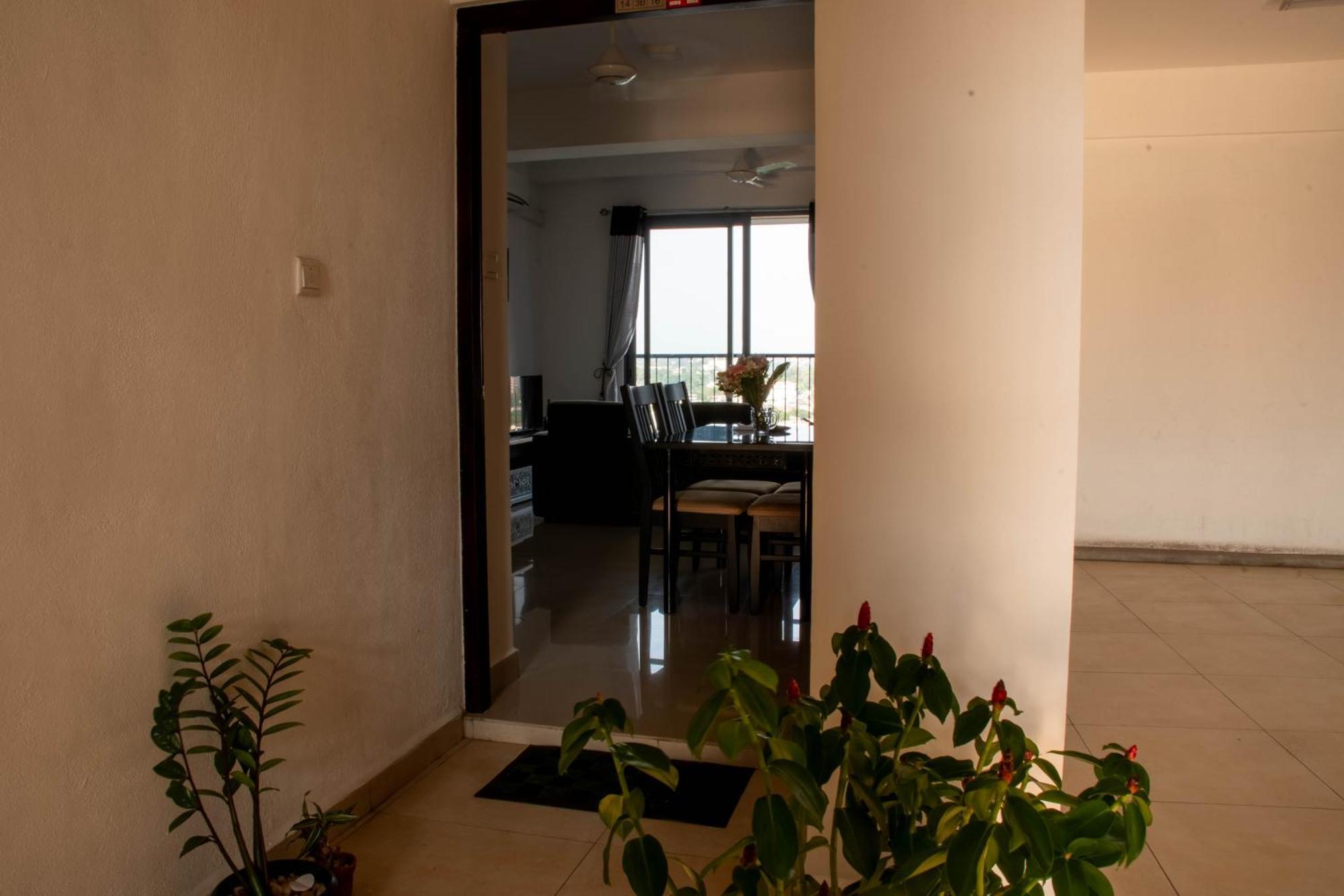 Hotel Lovish Luxury *