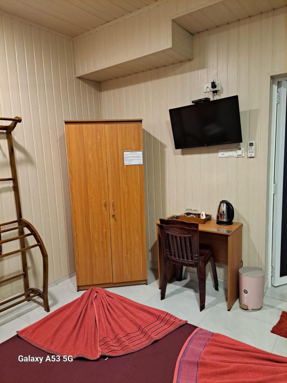 Homestay The Wish Kollupitiya,seaside Next To Marino Hotel,colombo 3 *