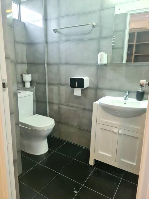 Ashly - Your Away Apartment *