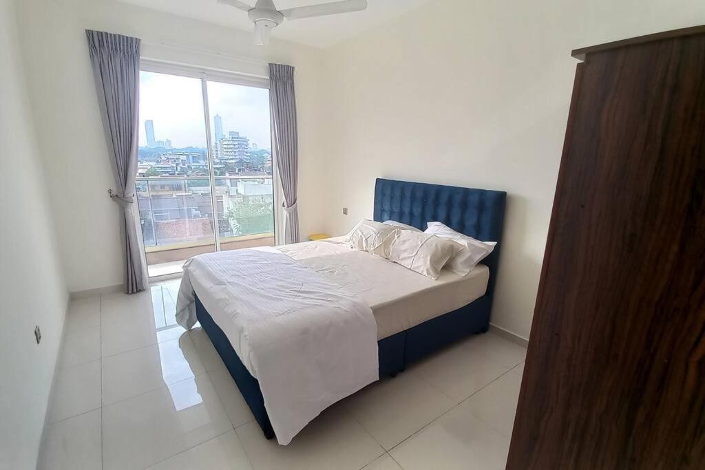 Apartment Capital Residencies Col 05 Thimba 7-3 *