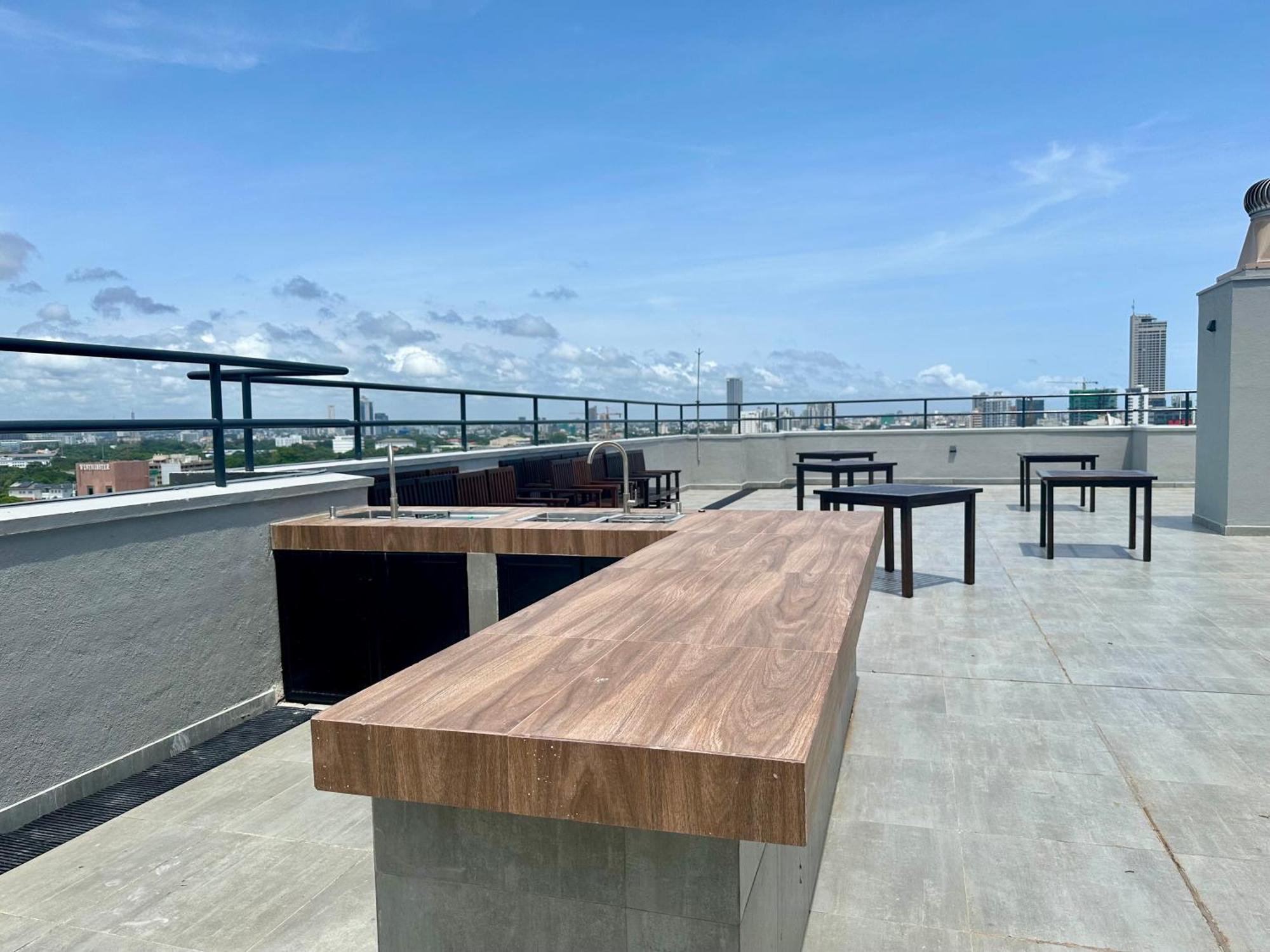 Apartamento Pendennis Fern - 4-bedroom Luxury Retreat With Rooftop Pool In Colombo