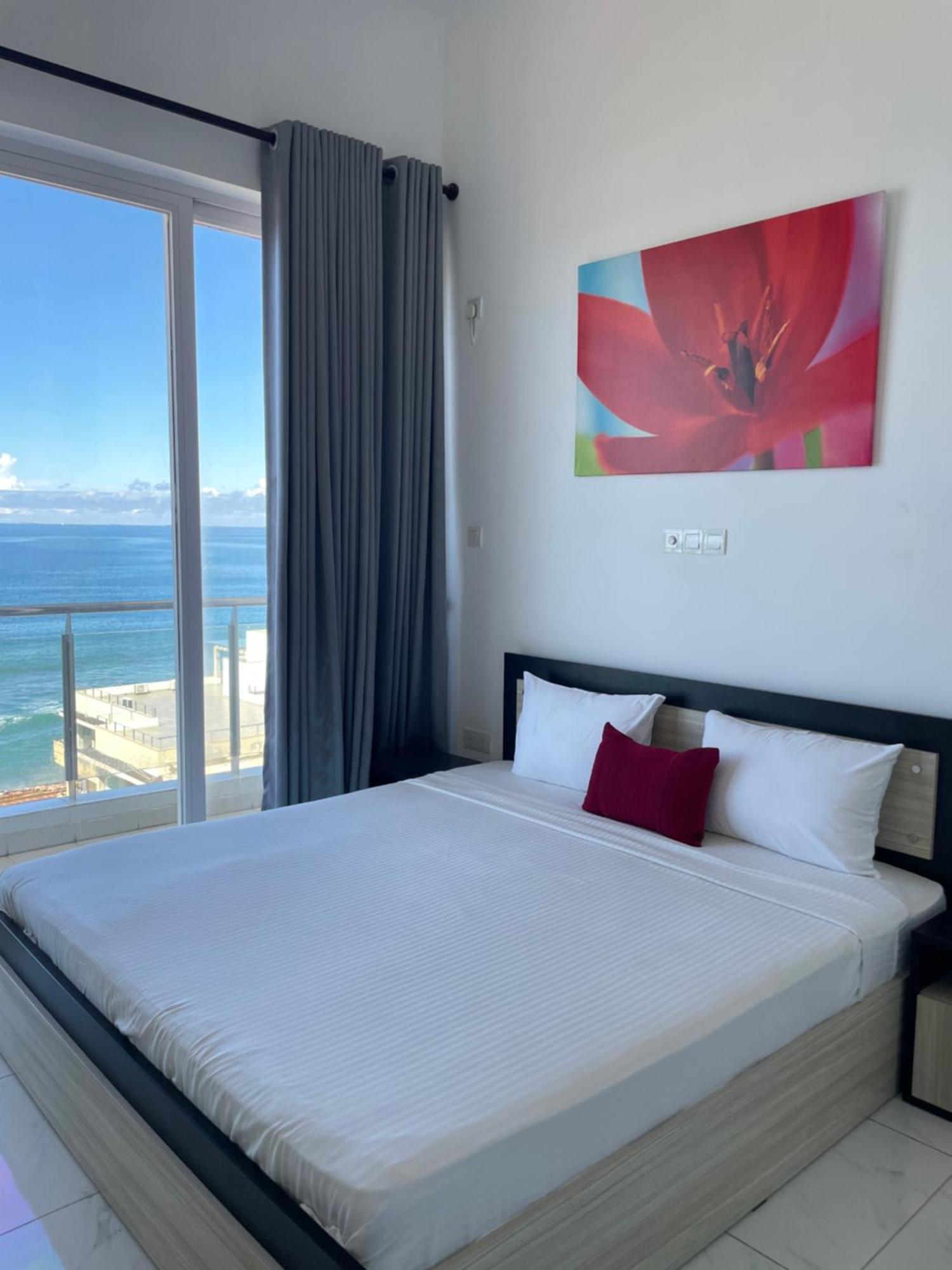 Apartment Next To An Indian Ocean