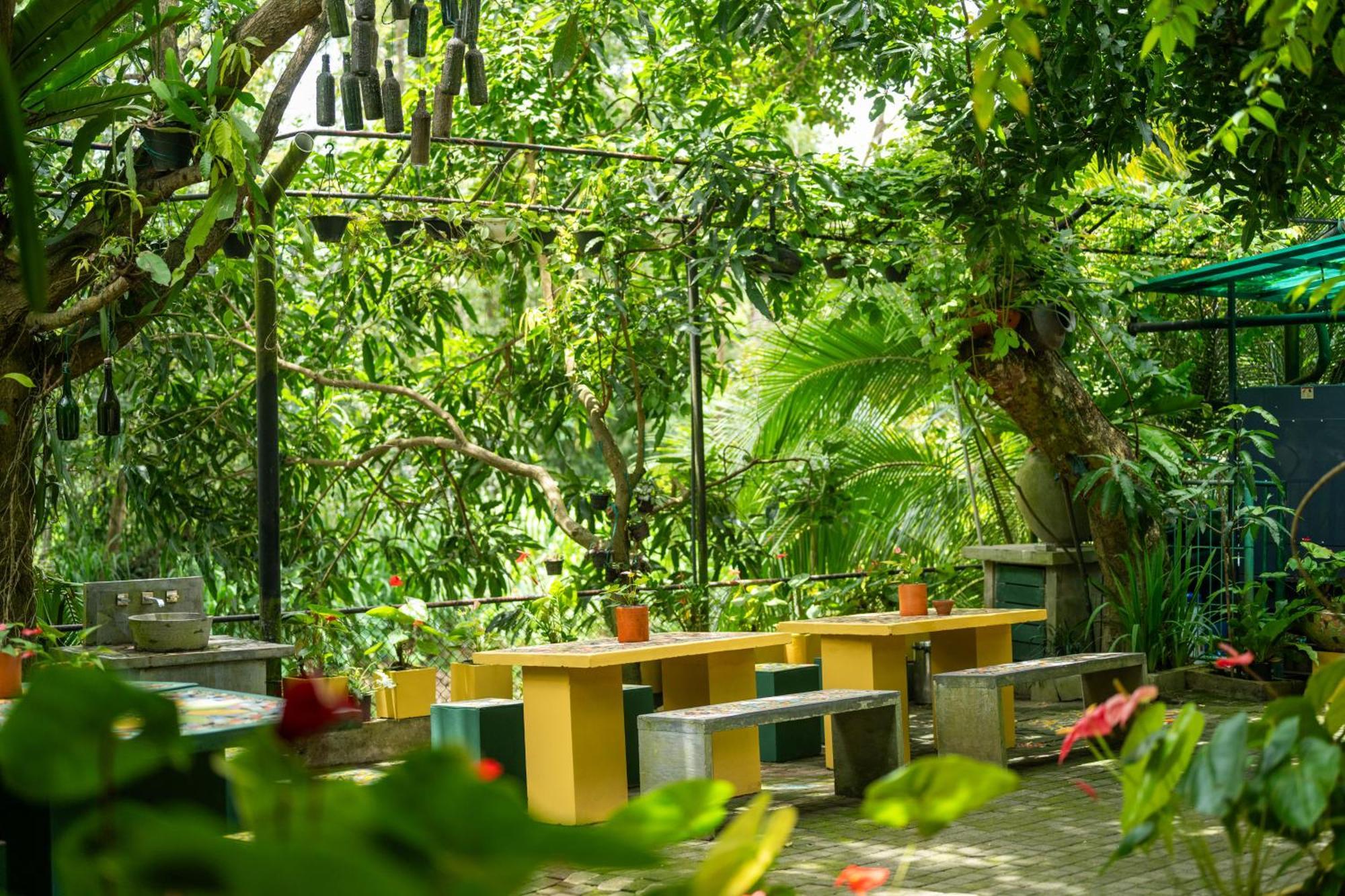 Aathma House 4*