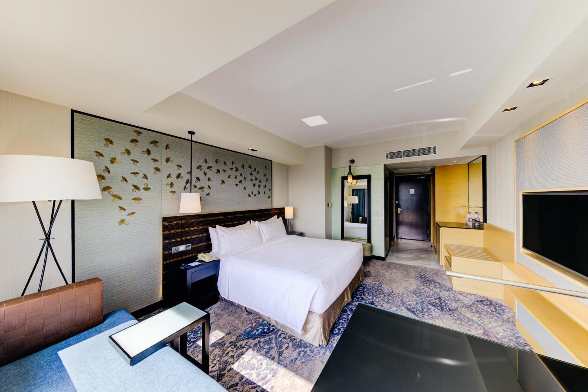 Cinnamon Grand 5*
