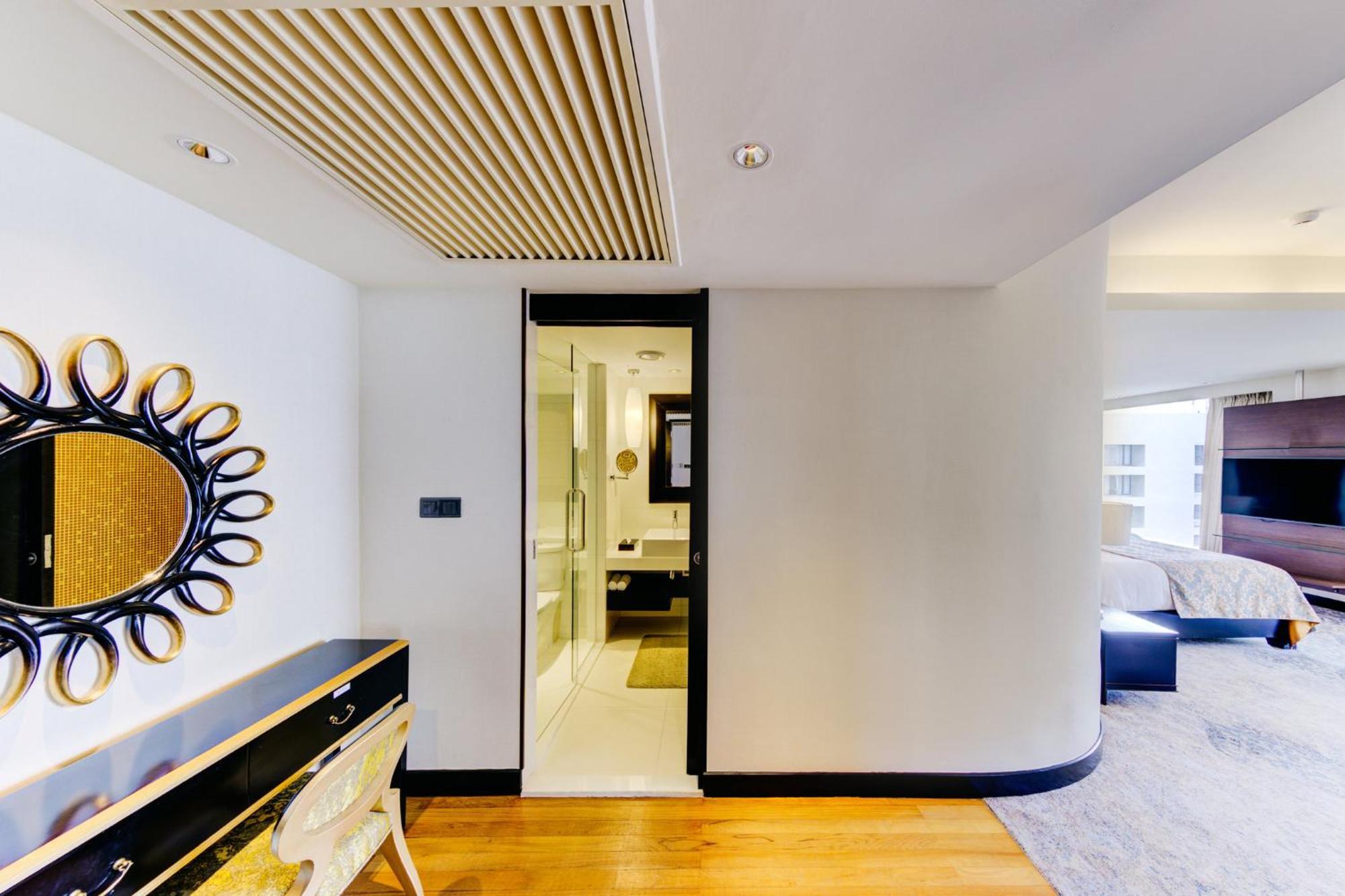 Hotel Cinnamon Grand