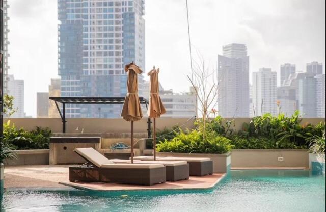 Trizen Luxury 2Br Apartment In 35Th Floor Colombo, Sri Lanka