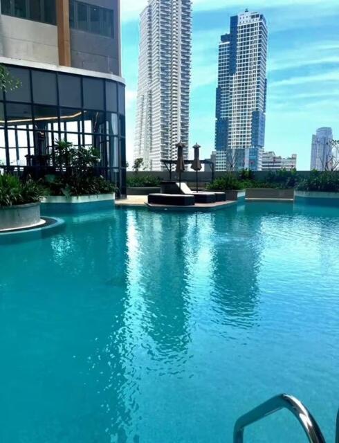 Trizen Luxury 2Br Apartment In 35Th Floor Colombo, Sri Lanka Apartment *