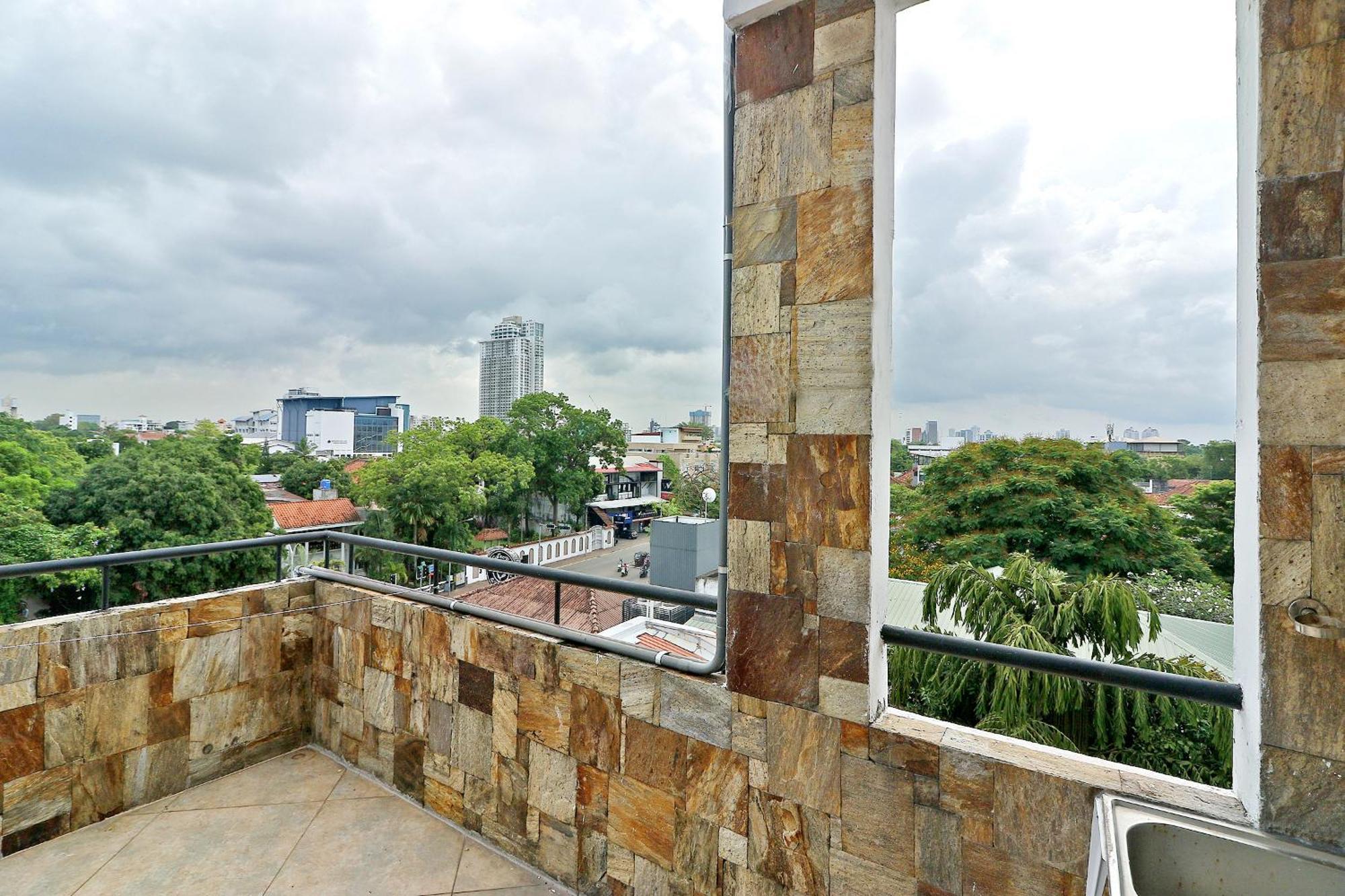7 Horton * Colombo