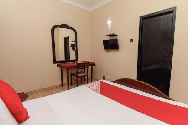 Eestee Rest Hotel Colombo