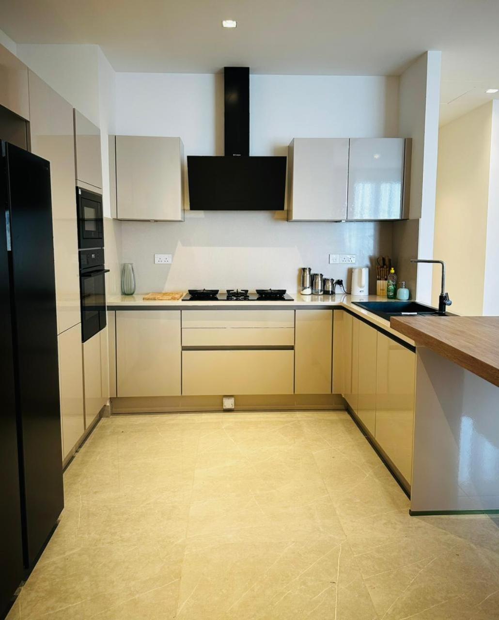 Apartment The Address,
