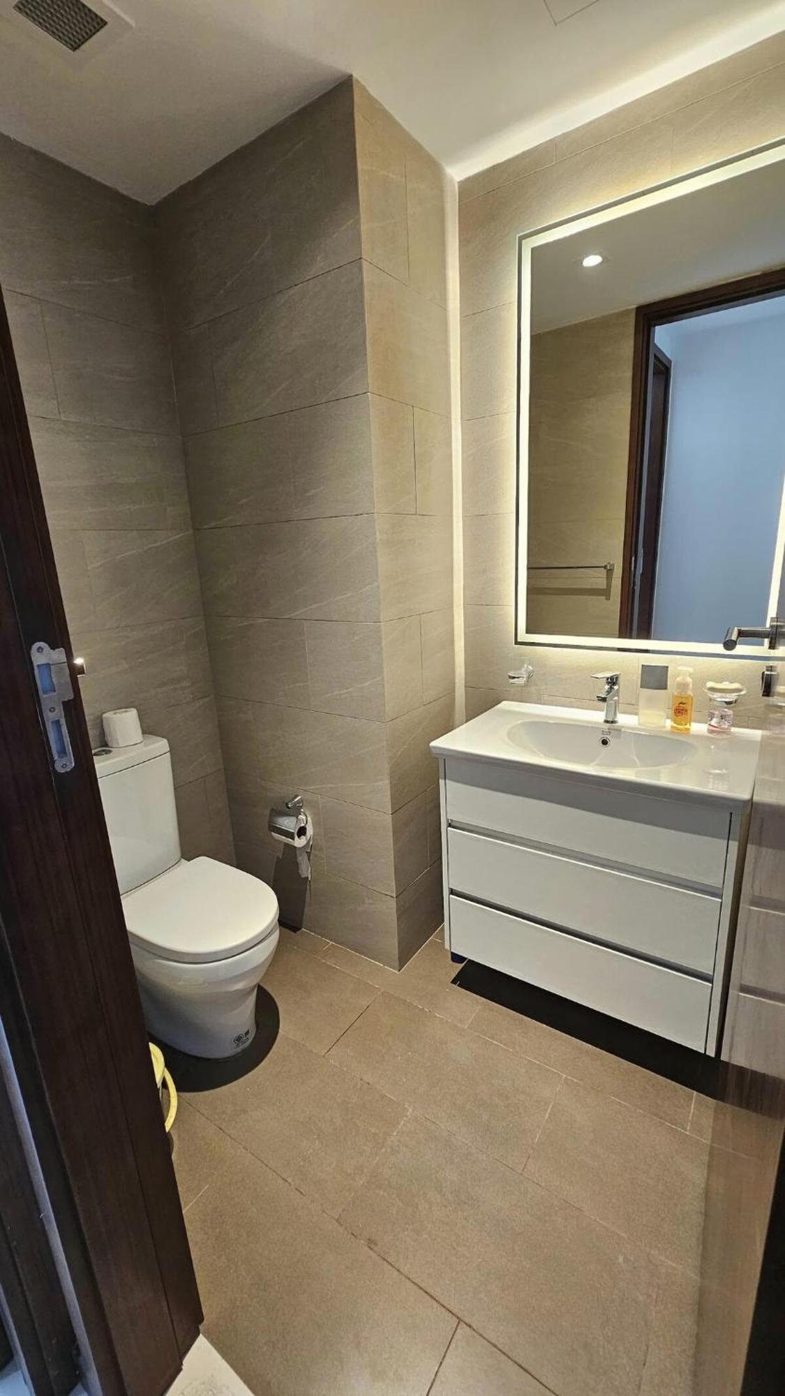 2 Bed Luxury At Tri- Zen 2 *