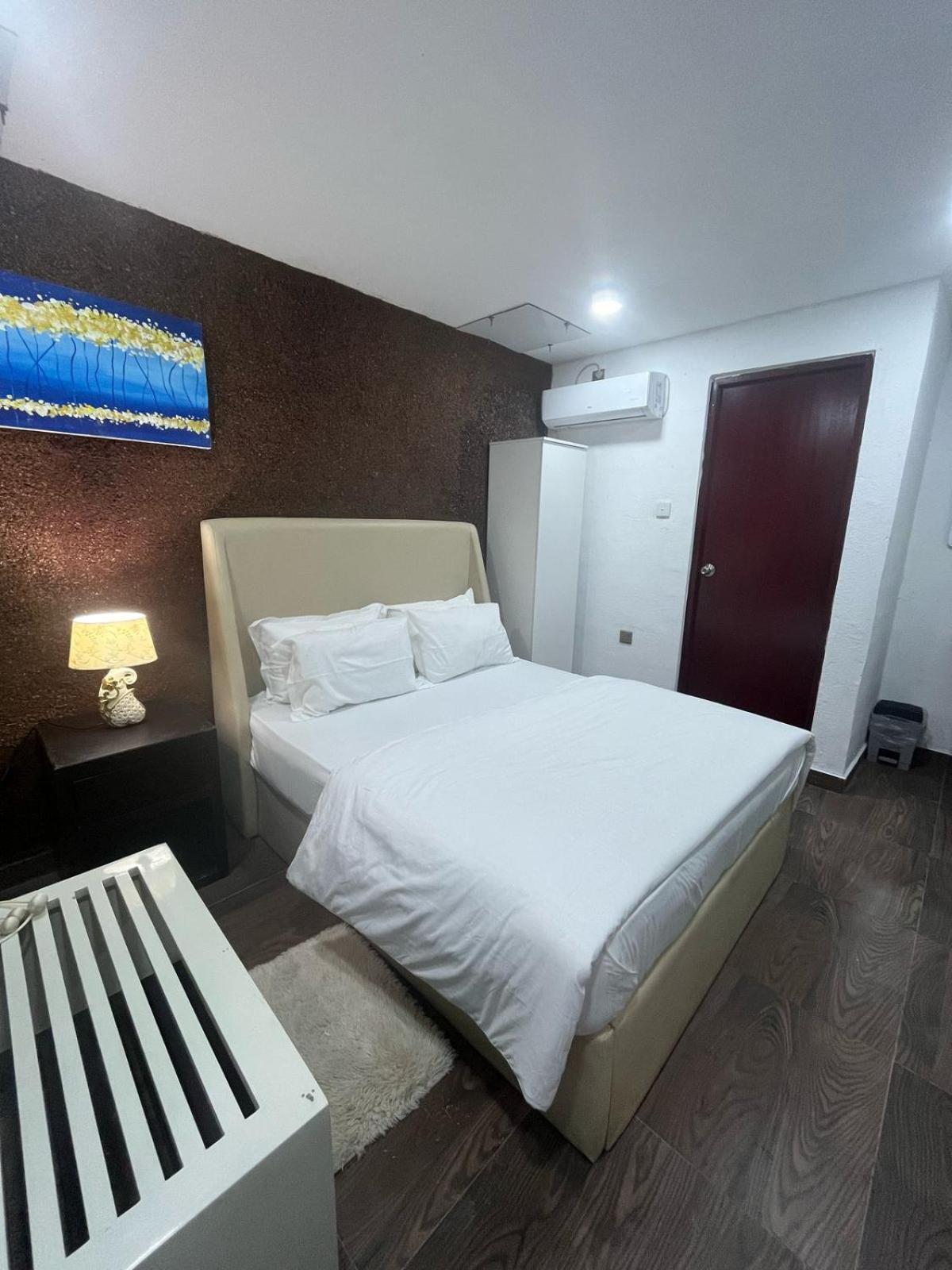 New York And Restaurant Pvt Ltd Apartamento