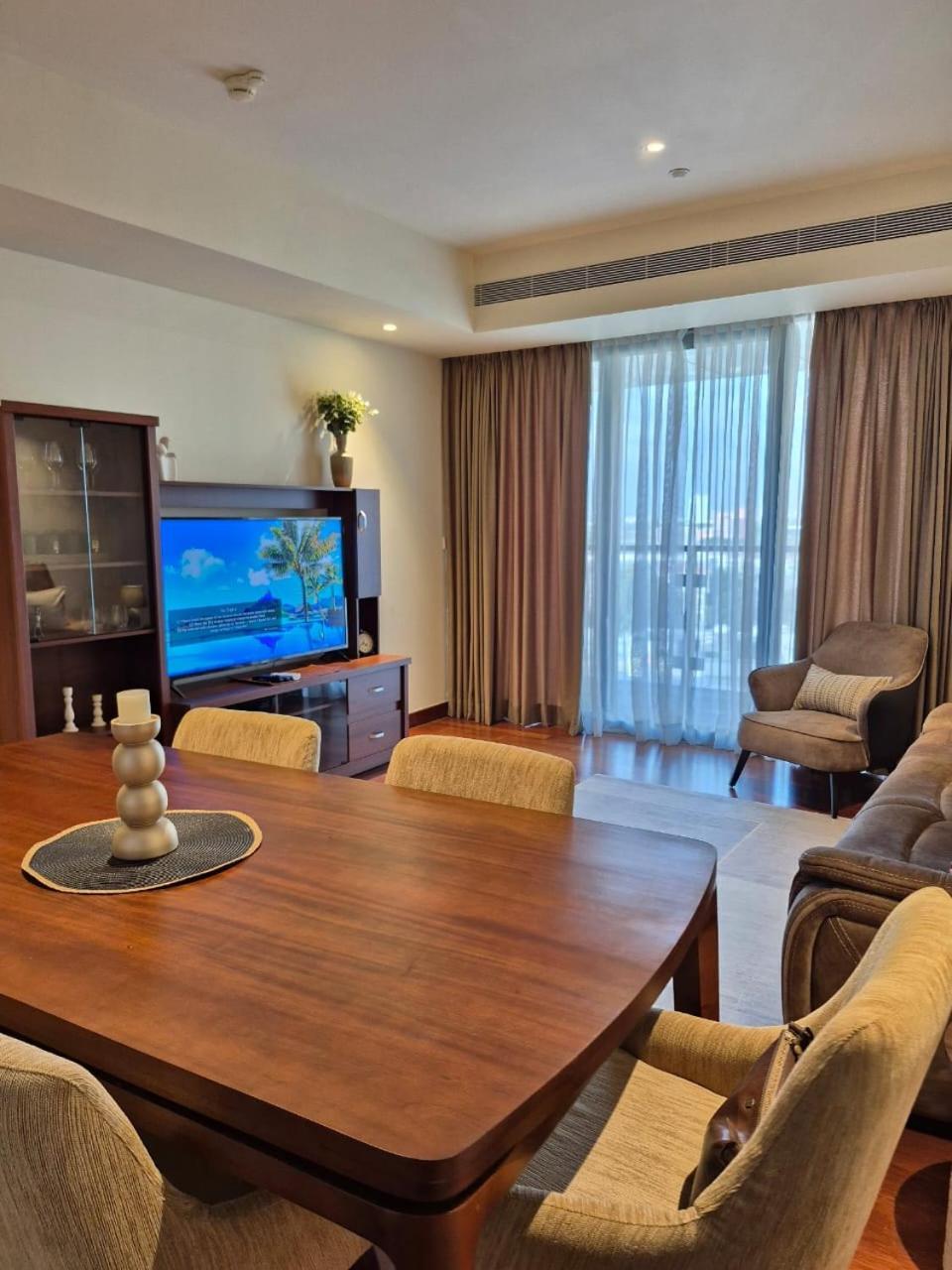 Cinnamon Life Apartment, 02 Apartment Colombo