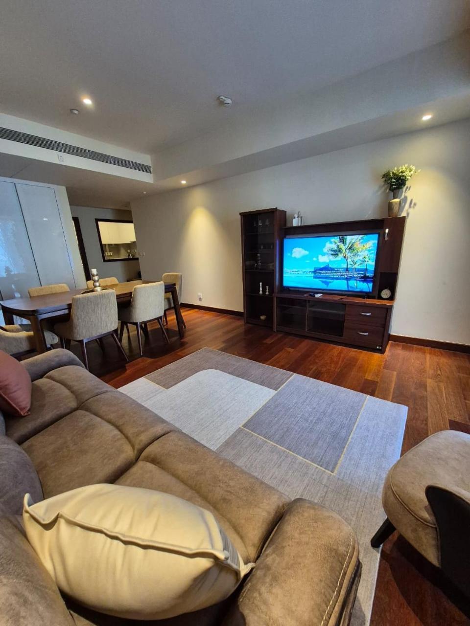 Cinnamon Life Apartment, 02 Colombo