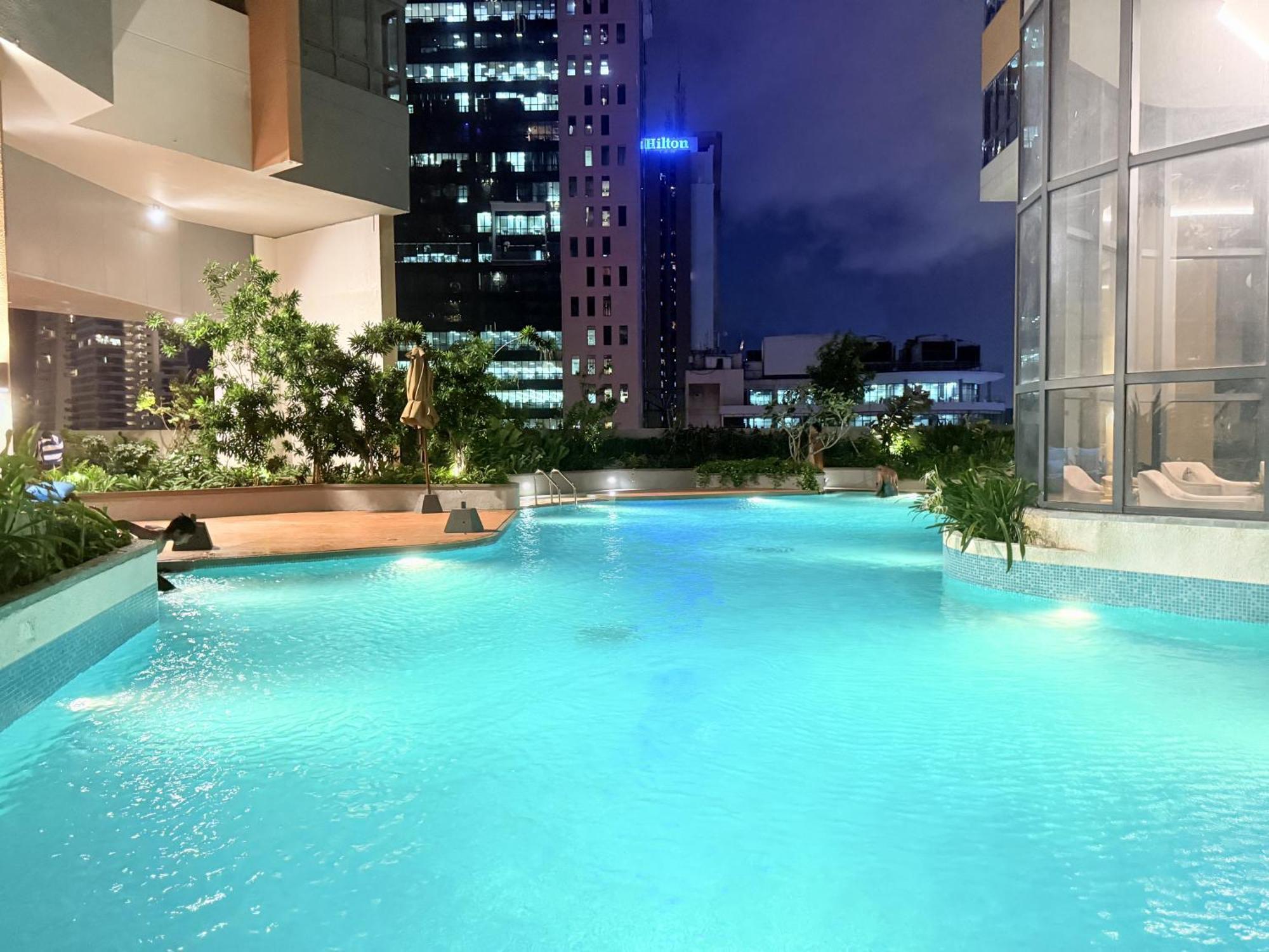 Chevalra Luxury Tri-zen In - Galle-face & Lotus Tower View * Colombo