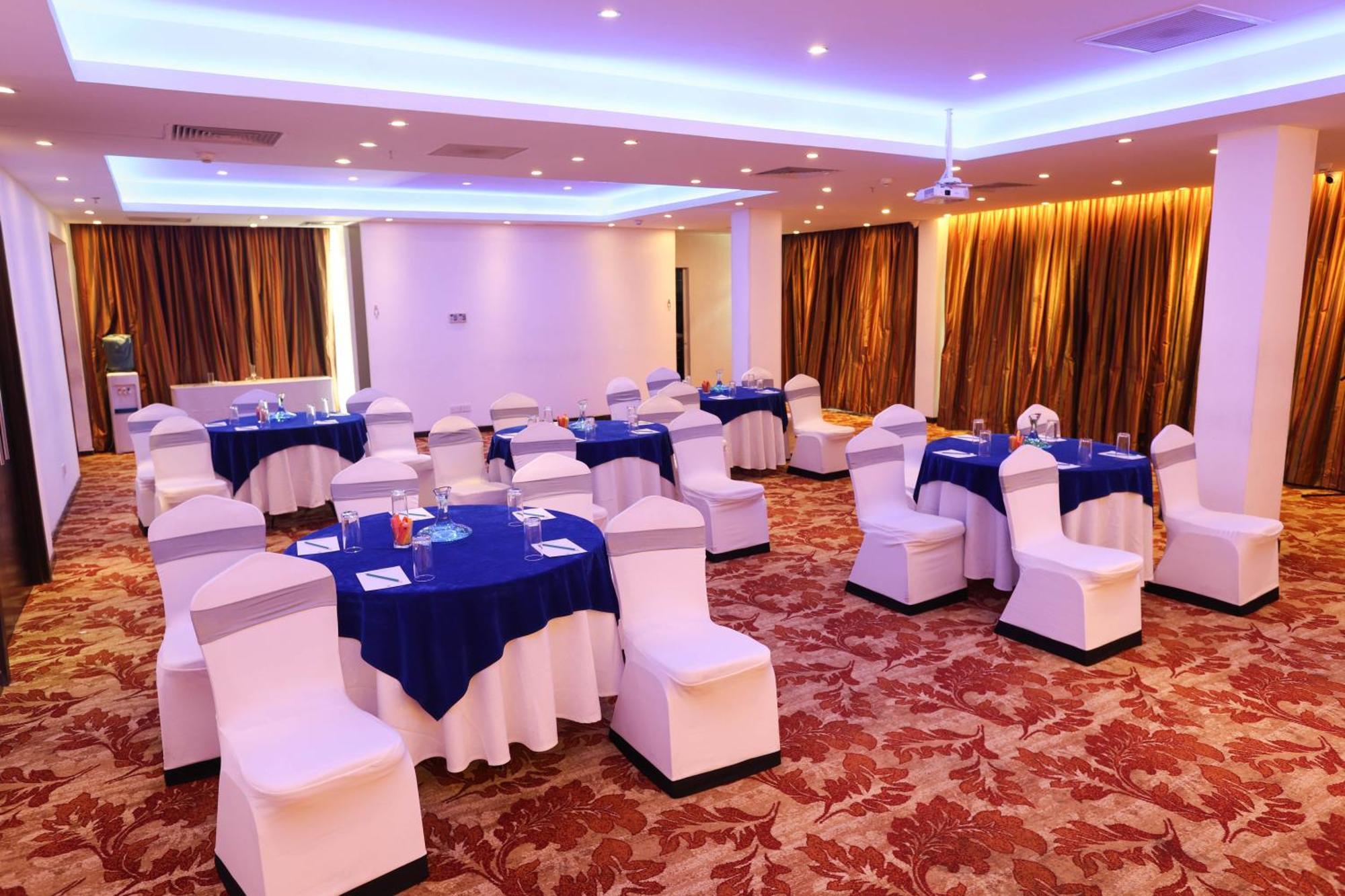 Western Elyon 4* Colombo