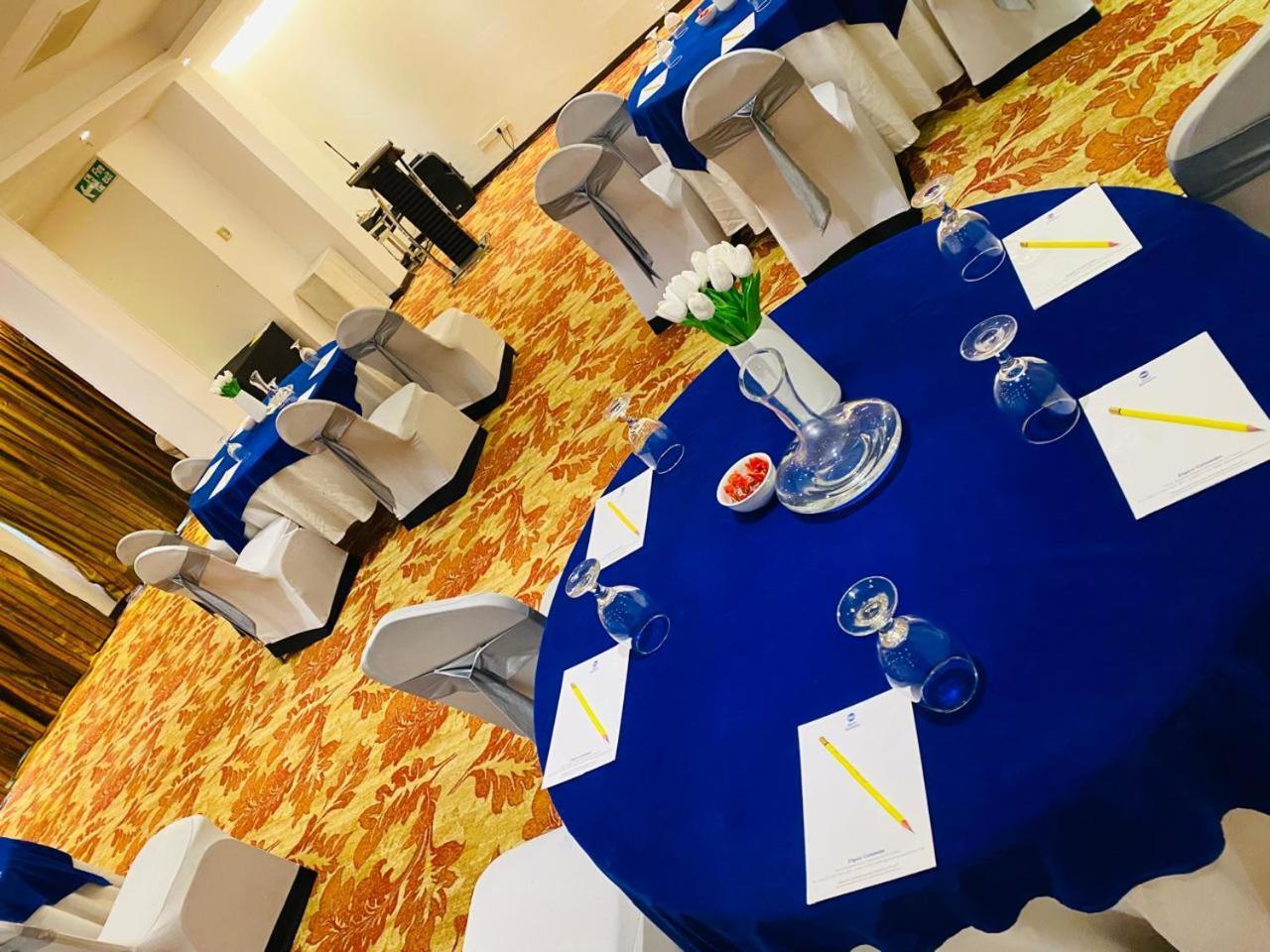 Western Elyon Hotel 4*