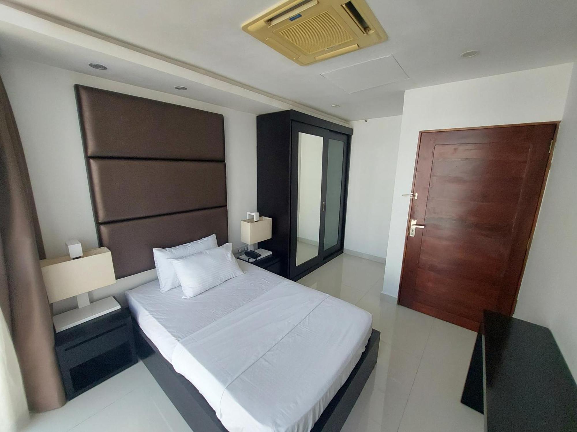 Ceylon Apartments - Platinum One Suites *