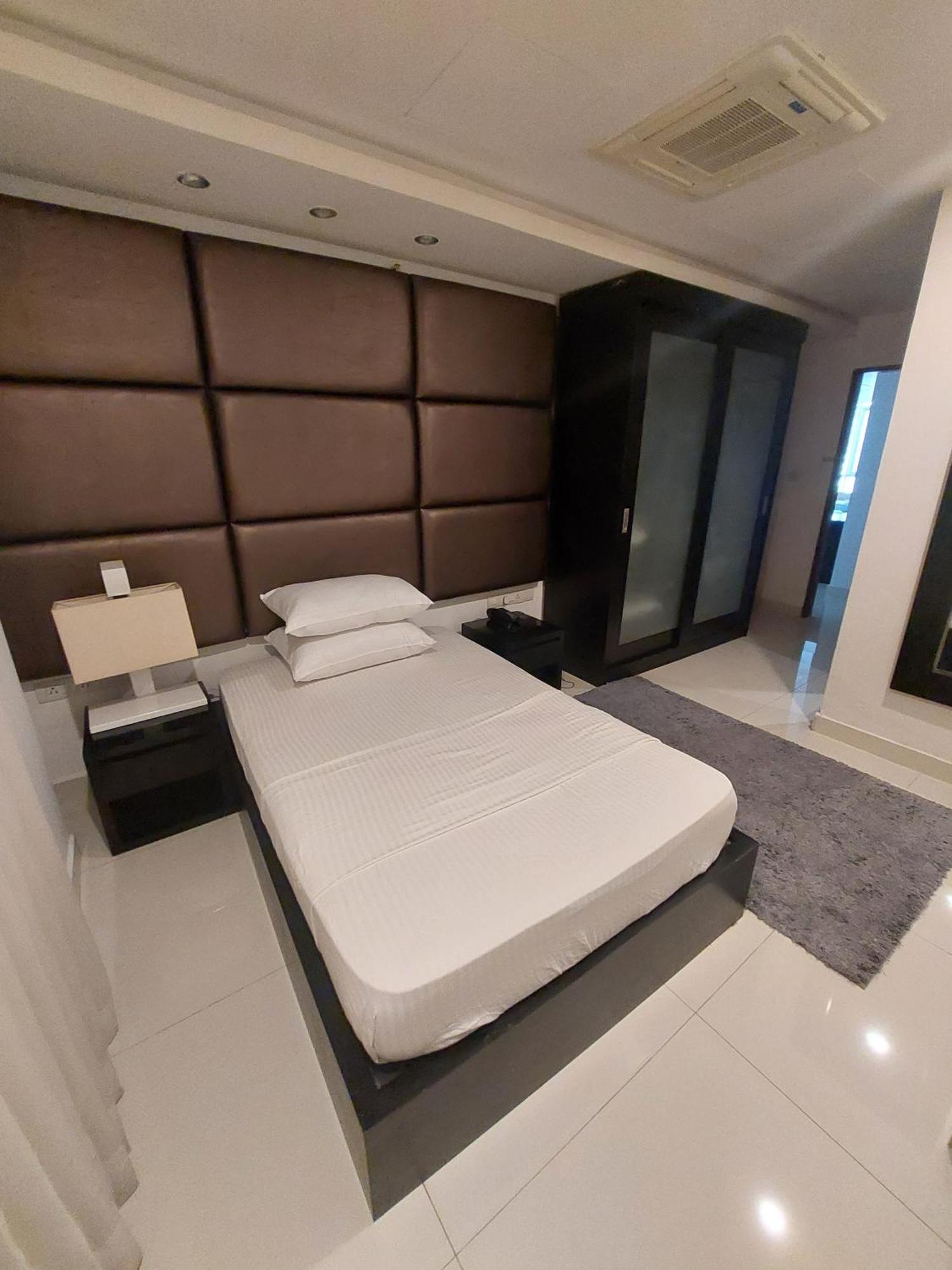 Apartment Ceylon Apartments - Platinum One Suites